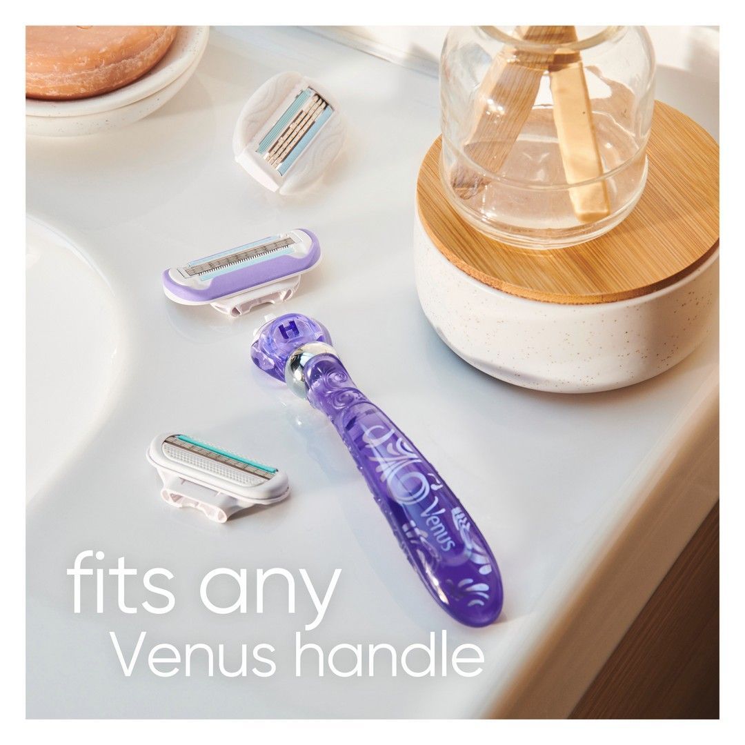 Gillette Venus Deluxe Smooth Swirl 5-Blade Razor with 2 Refills, 1 Pack - Makkah Pharmacy