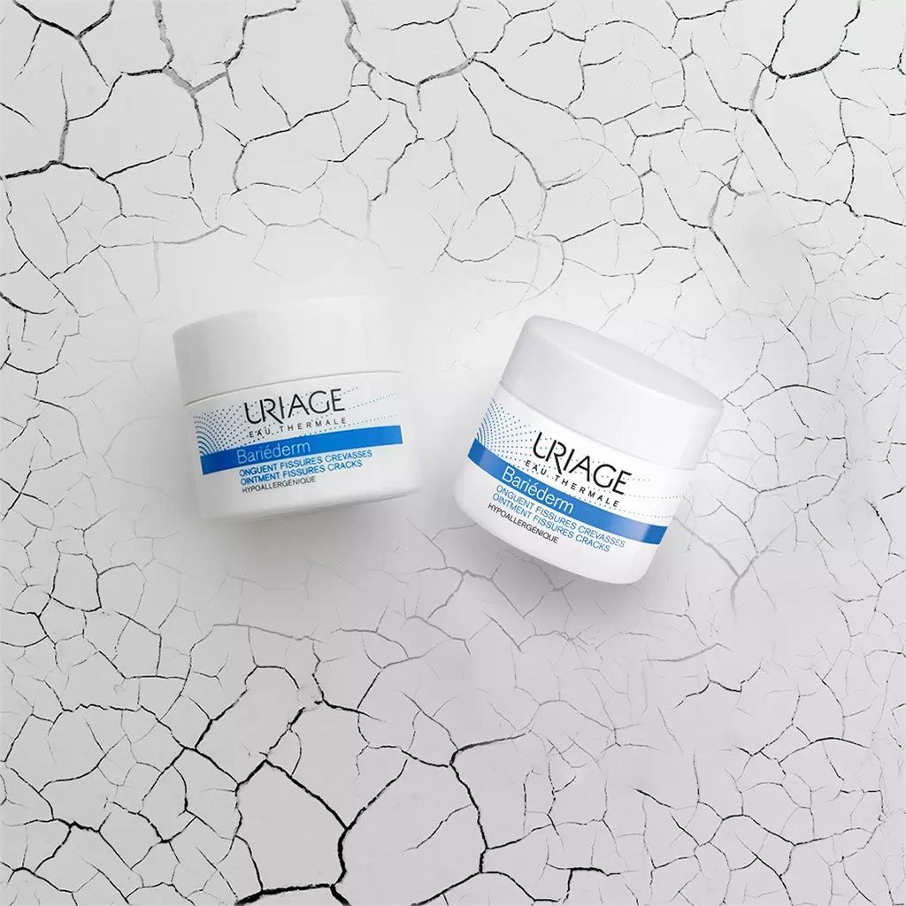 Uriage Bariederm Fissures Cracks Repair Ointment - fragrance free 40 gr - Makkah Pharmacy